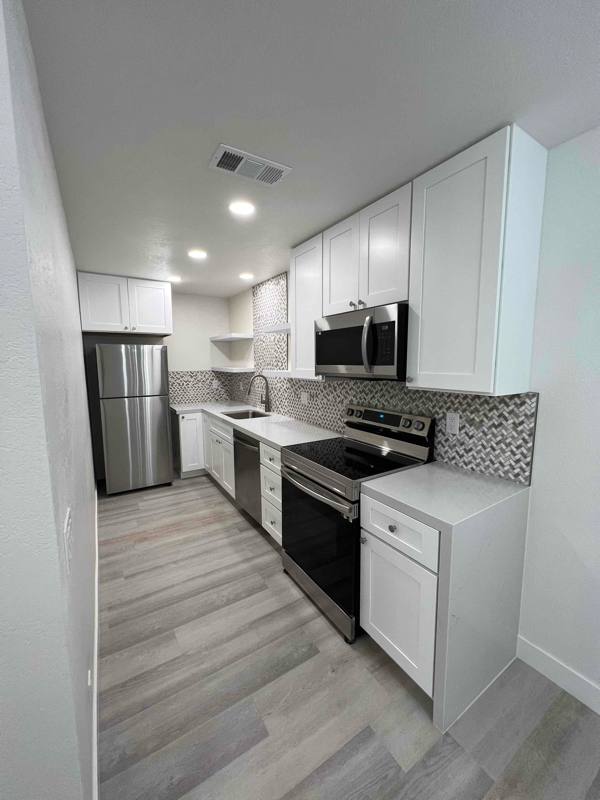 Apartment for rent at 2812 N Auburn Court #F114, Palm Springs, CA 92262