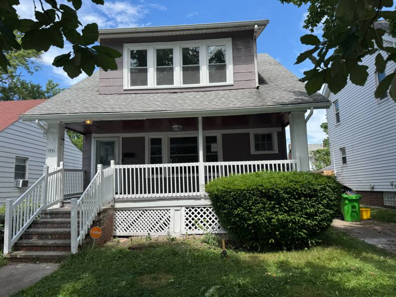 House for rent at 1551 E 195th St, Euclid, OH 44117