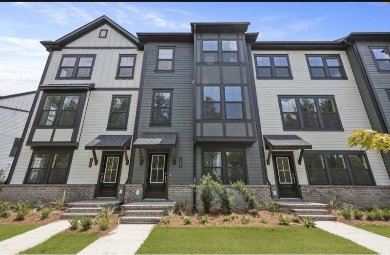 Townhouse for rent at 548 Scholar Way, Summerville, SC 29486