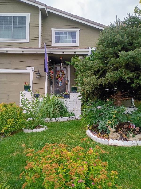 House for rent at 5070 Fenwood Dr #1, Littleton, CO 80130