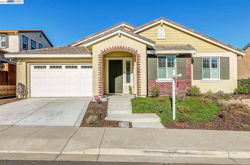 House for rent at 2968 Alves Ranch Rd, Pittsburg, CA 94565
