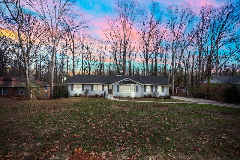 House for rent at 3270 Hickory Crest Dr NW, Marietta, GA 30064