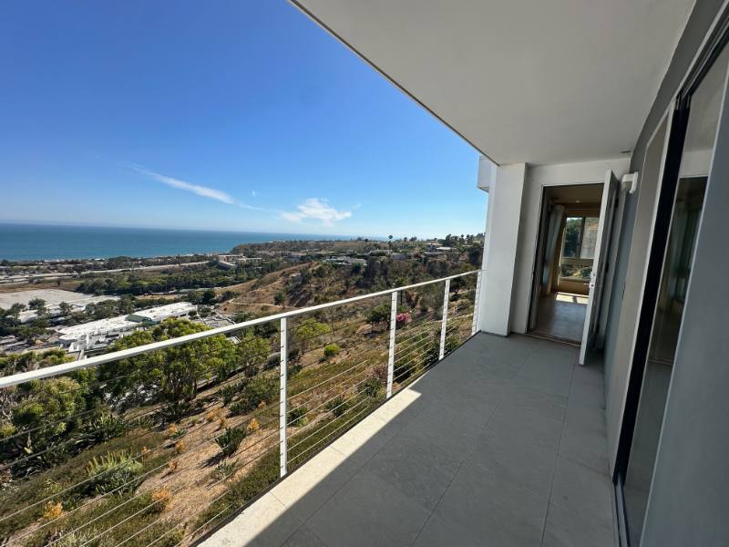 Townhouse for rent at 23838 Harbor Vista Dr, Malibu, CA 90265