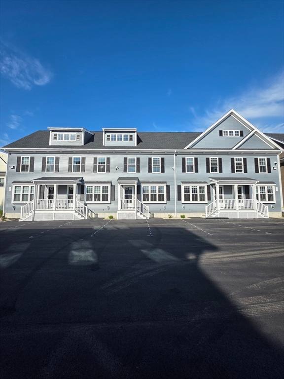 Townhouse for rent at 55 Arlington St #10, Brockton, MA 02301