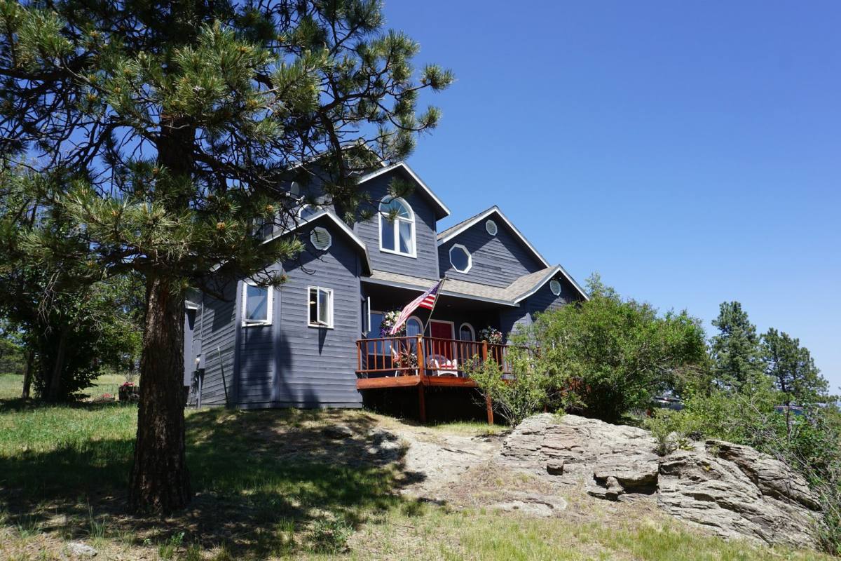House for rent at 5939 S Skyline Dr, Evergreen, CO 80439