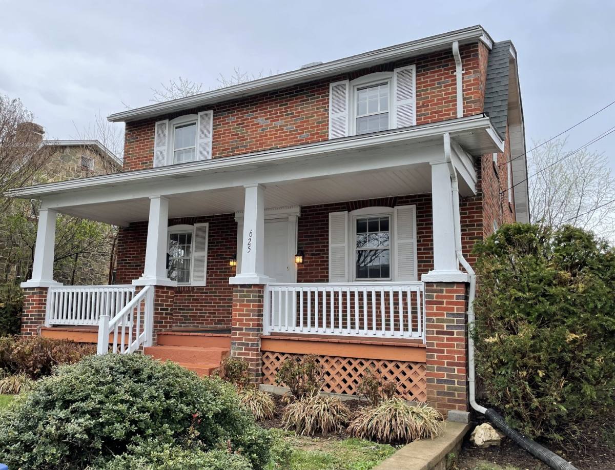 House for rent at 625 Warren Ave, Front Royal, VA 22630