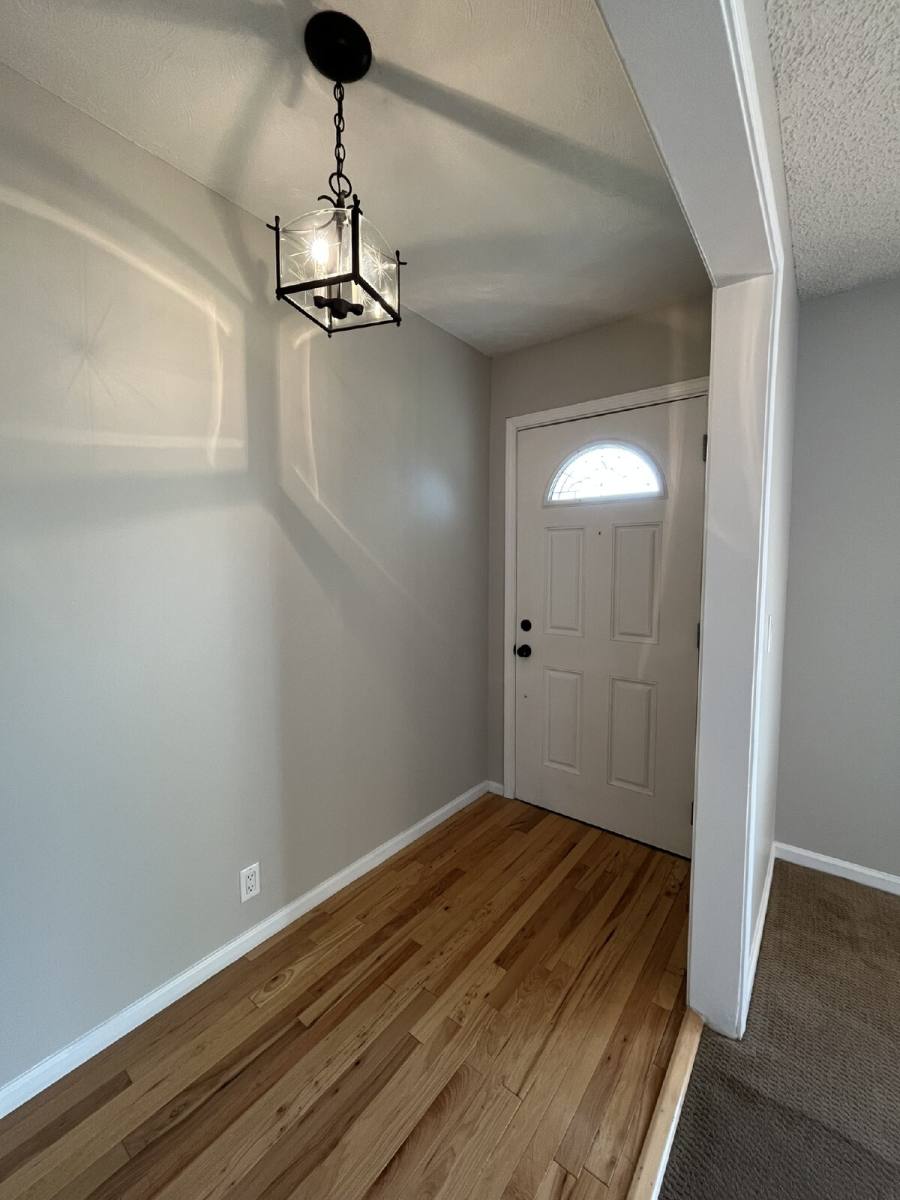 House for rent at 108 Colony Point E, Nashville, TN 37217