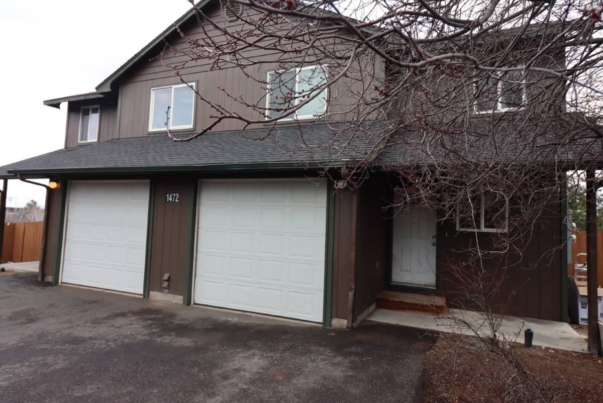 Townhouse for rent at 1472 NE Whisper Ridge Dr #1, Bend, OR 97701