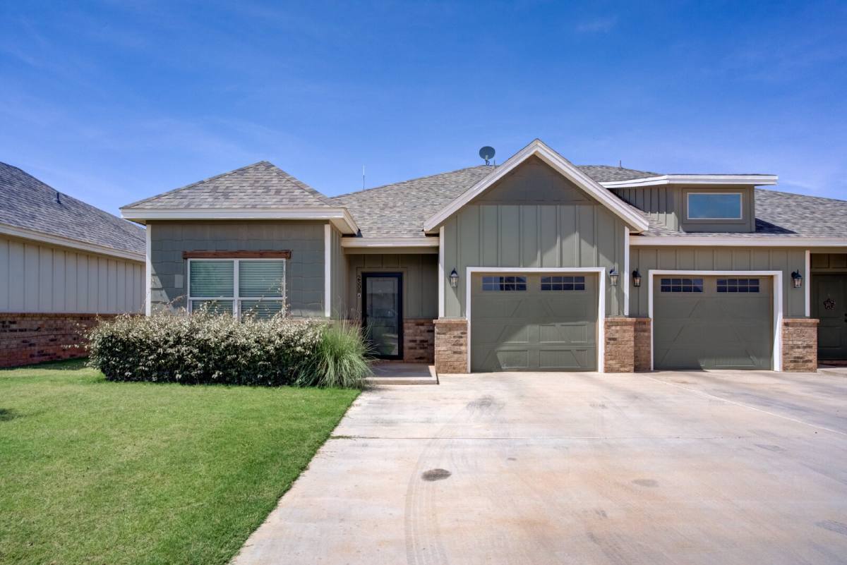 Townhouse for rent at 2508 112th St #A, Lubbock, TX 79423