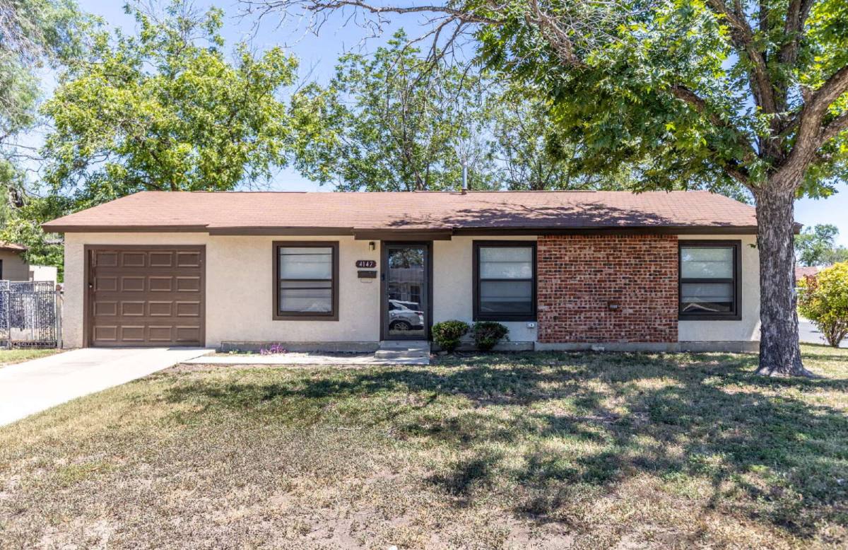 House for rent at 4147 Scarlet Oak Dr, San Antonio, TX 78220
