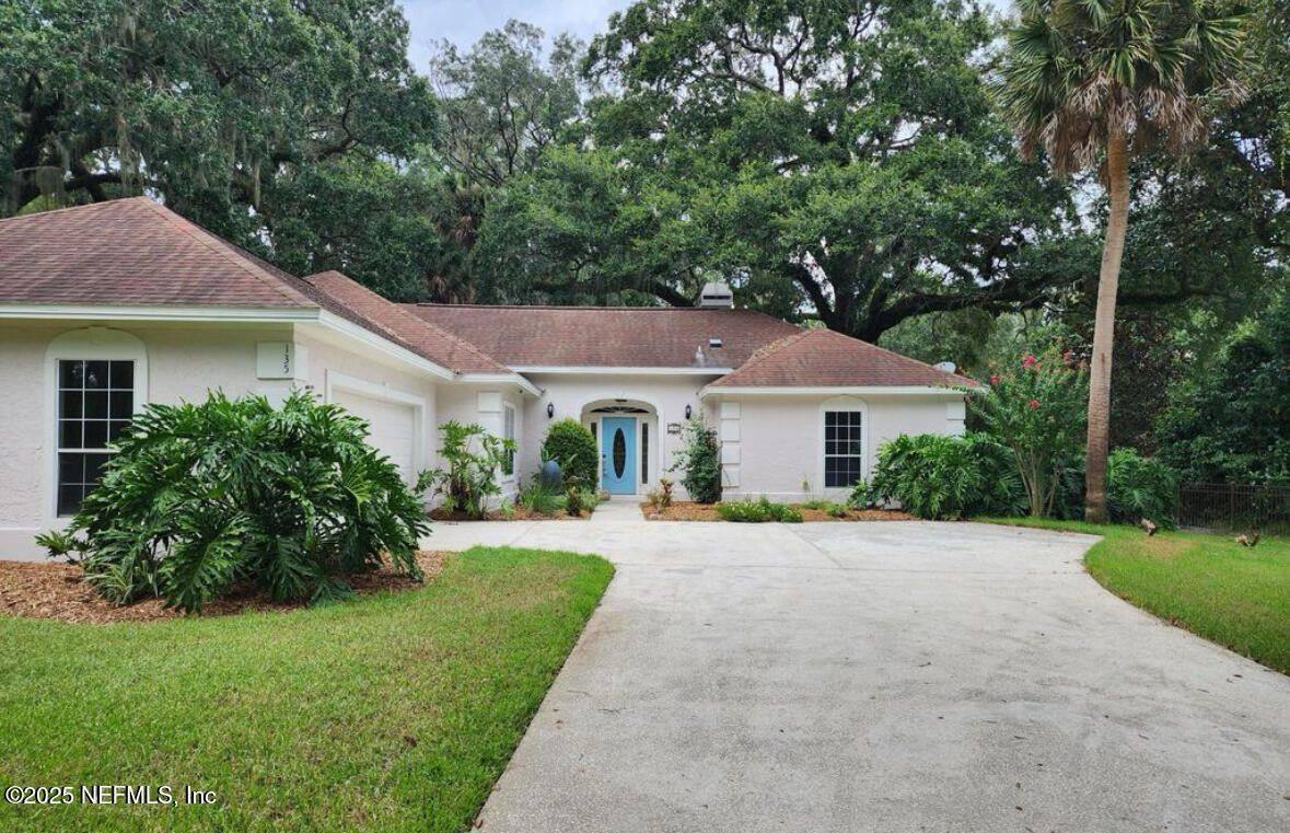 House for rent at 135 Blake Ave, Orange Park, FL 32073