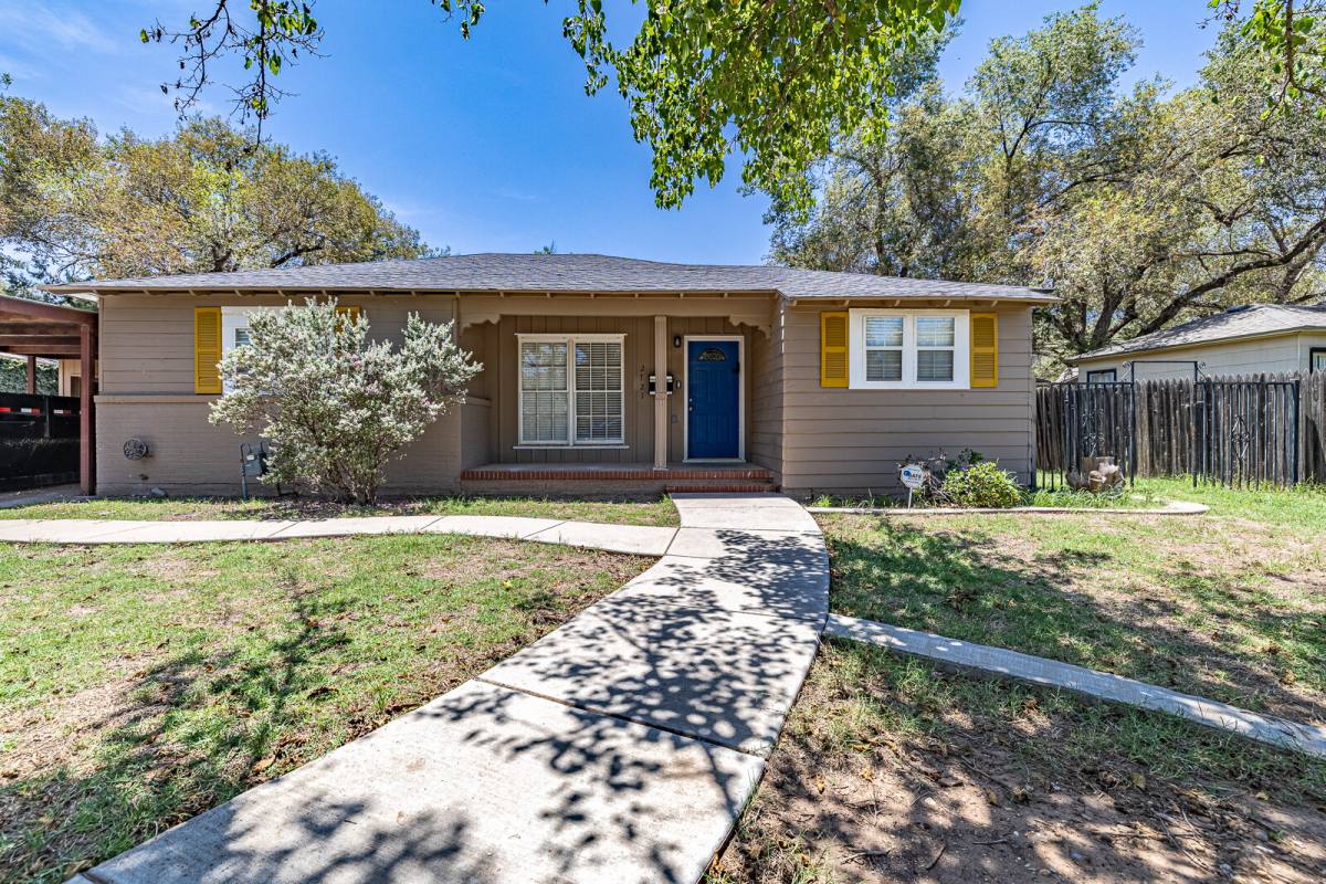 House for rent at 2721 29th St, Lubbock, TX 79410