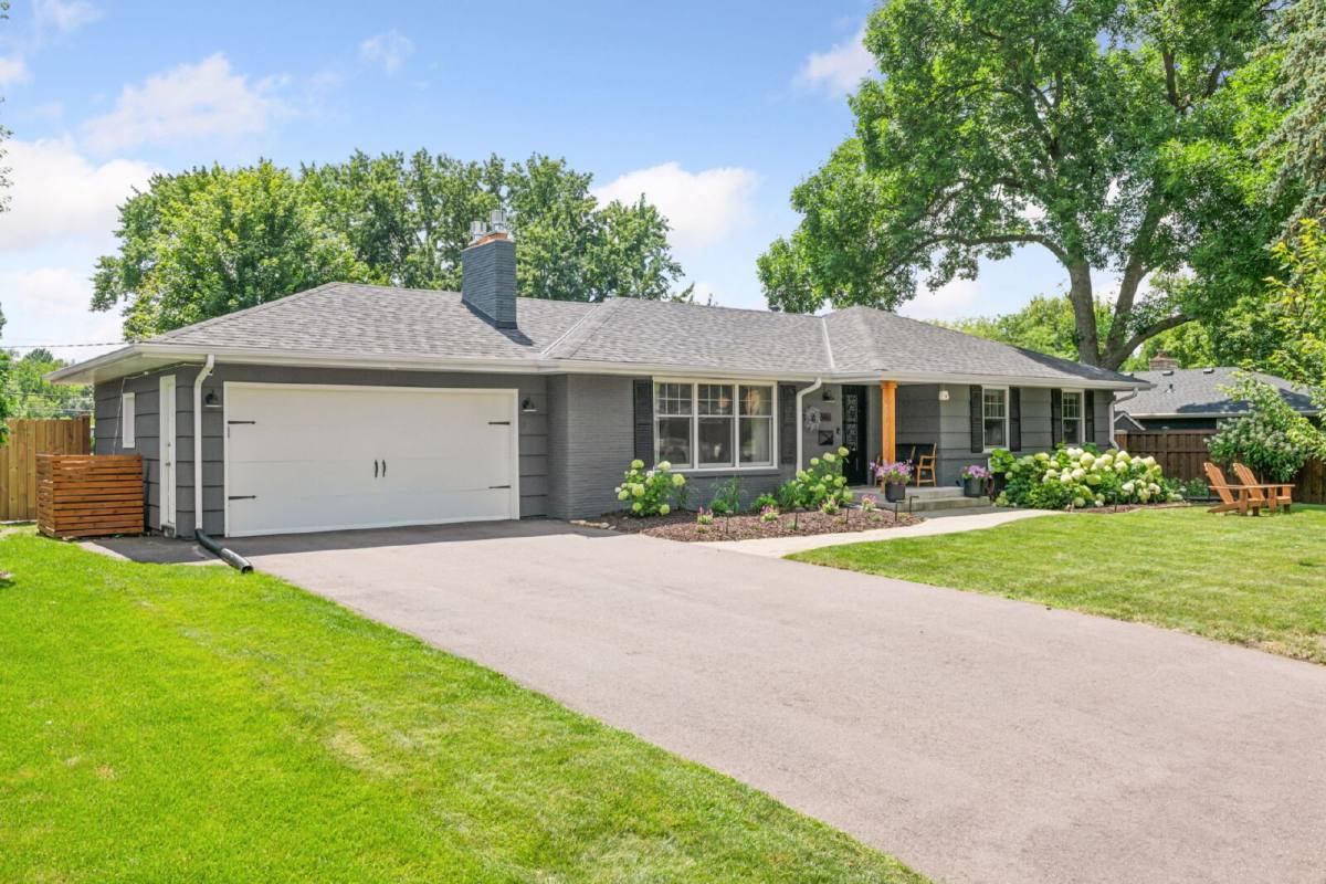 House for rent at 5041 W 56th St, Minneapolis, MN 55436