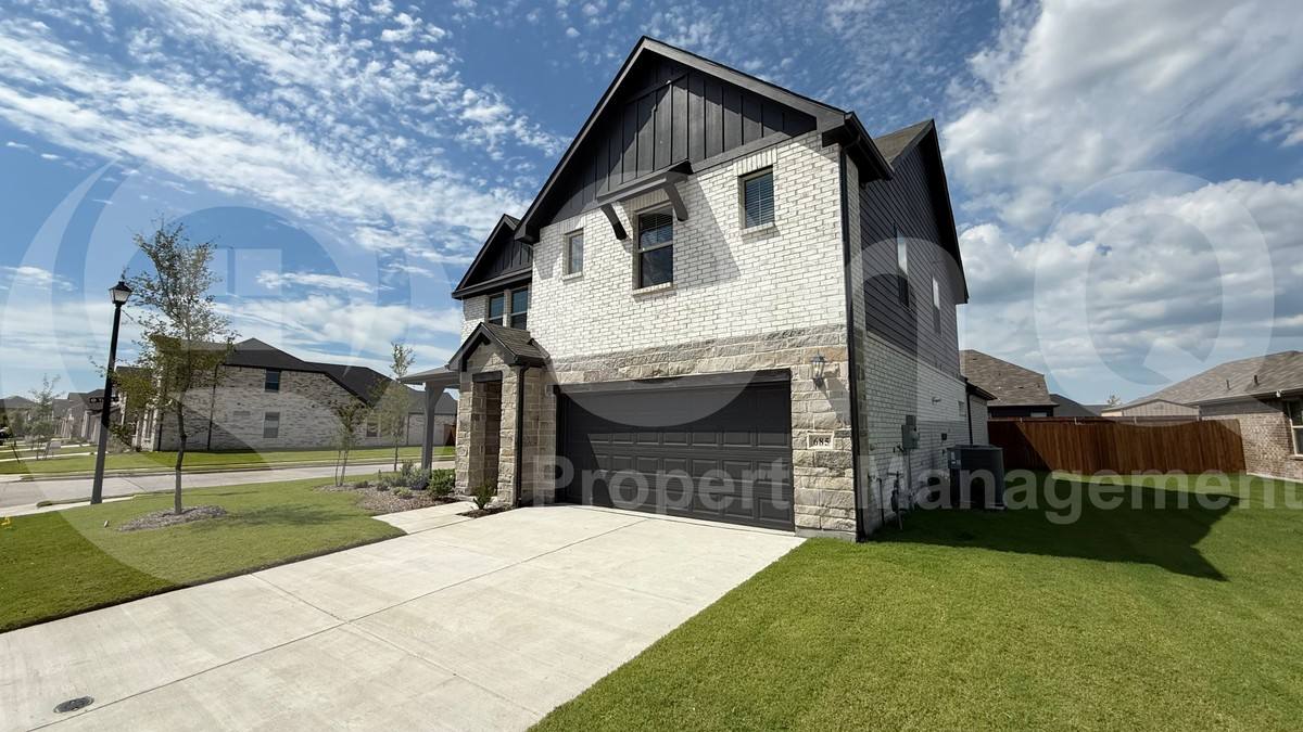 House for rent at 685 Briar Dr, Lavon, TX 75166