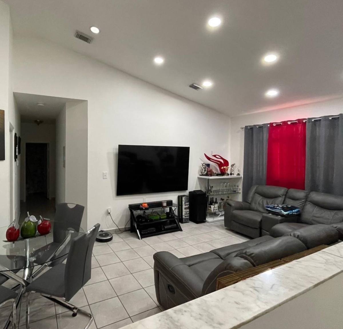 House for rent at 7500 W 20th Ave, Hialeah, FL 33016