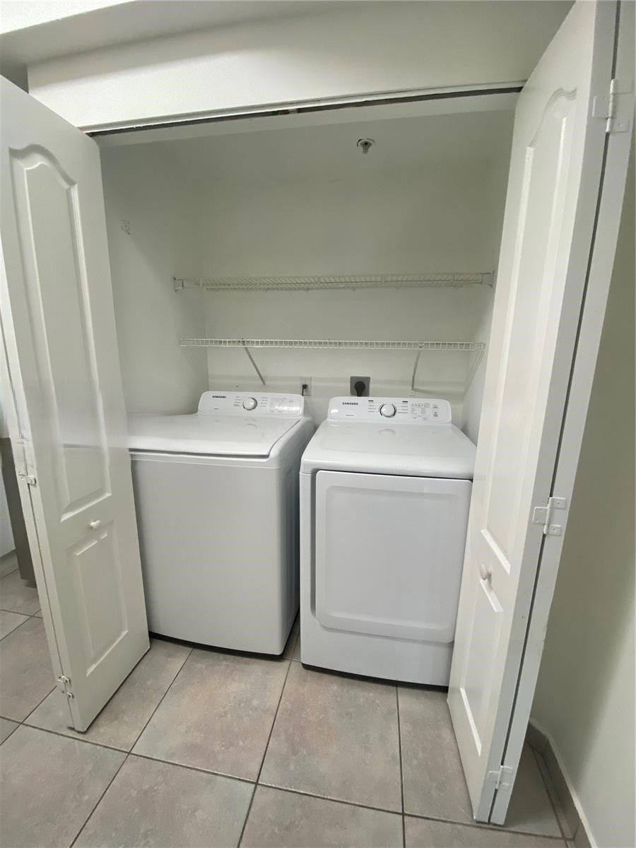 Apartment for rent at 17455 NW 75th Place, Hialeah, FL 33015