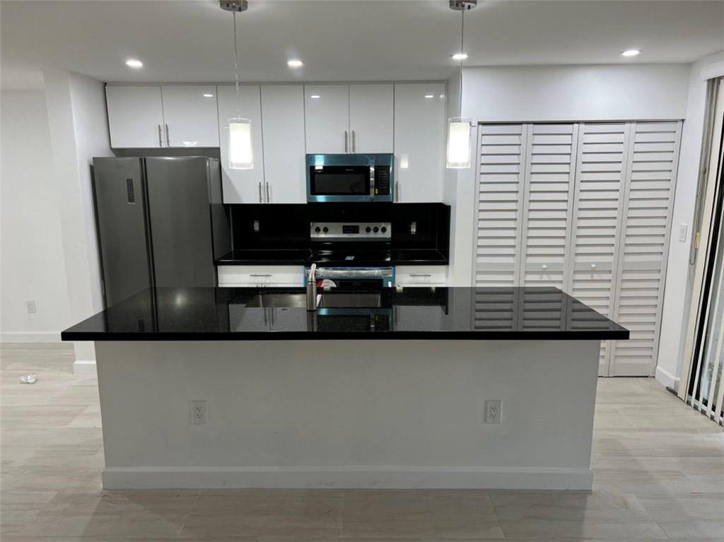 Townhouse for rent at 13370 SW 91st Terrace #D, Miami, FL 33186