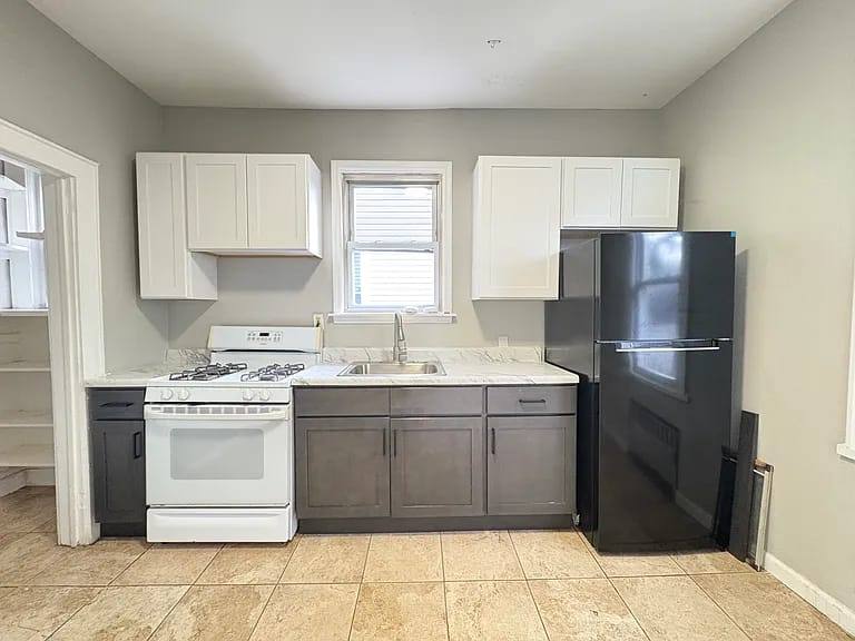 Apartment for rent at 295 Isabella Ave #1, Irvington, NJ 07111