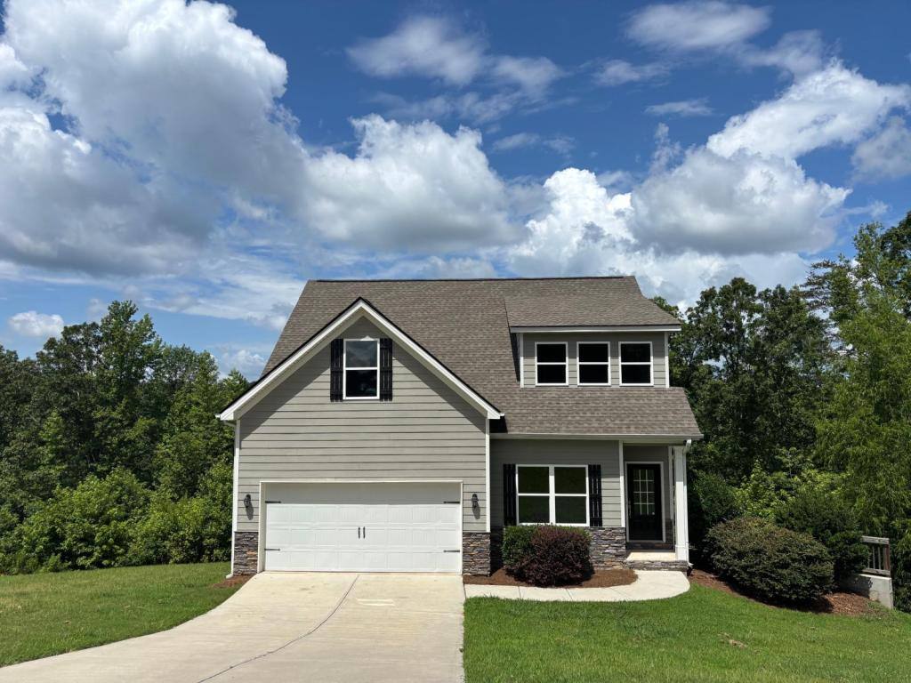 House for rent at 5885 Ridgedale Court, Gainesville, GA 30506
