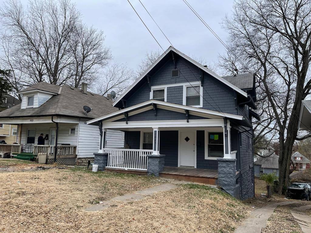 House for rent at 1025 Waverly Ave, Kansas City, KS 66104