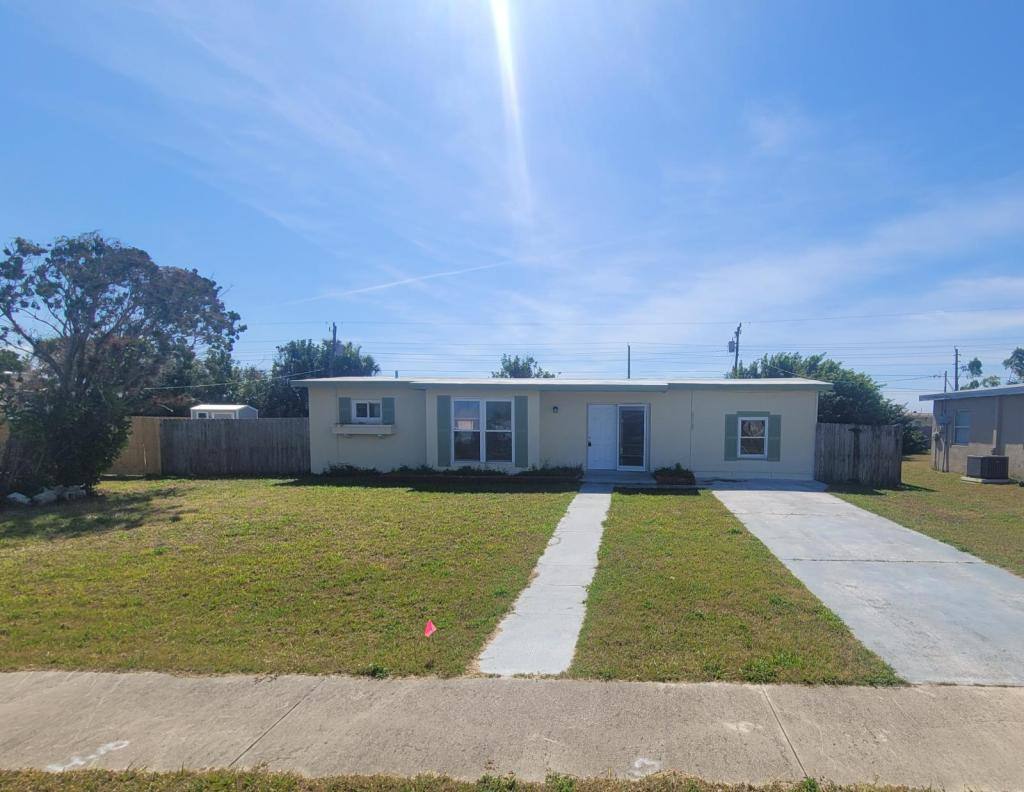 House for rent at 22343 Lasalle Rd, Port Charlotte, FL 33952