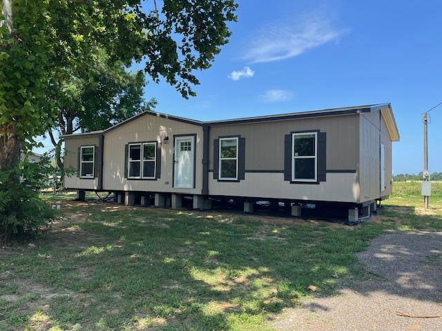 House for rent at 633 Kevin St, Mineola, TX 75773