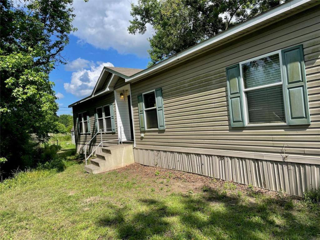House for rent at 743 Co Rd #2950, Alba, TX 75410