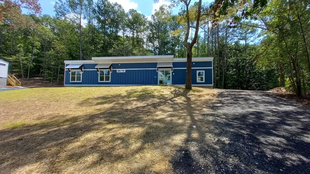 House for rent at 1089 Long Hollow Rd, Rock Spring, GA 30739