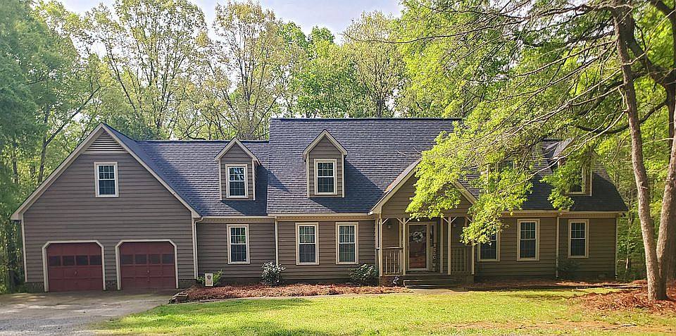 House for rent at 1219 Jamestowne Dr, Monroe, NC 28110