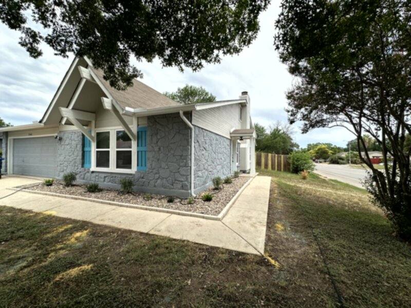 House for rent at 9142 Valley Ridge, San Antonio, TX 78250