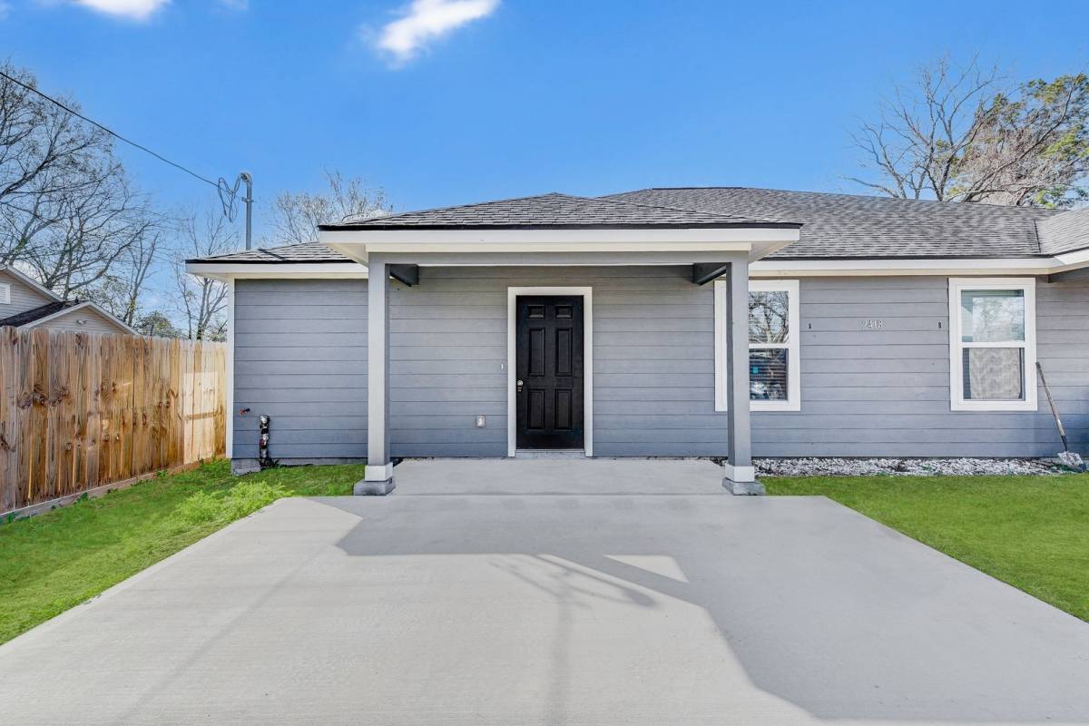 House for rent at 2418 Mann St, Houston, TX 77093