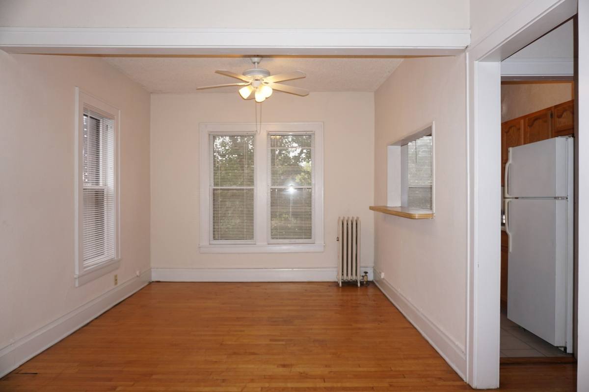Apartment for rent at 22 Oak Grove St, Minneapolis, MN 55403