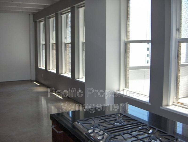 Apartment for rent at 411 W 5th St #970, Los Angeles, CA 90013