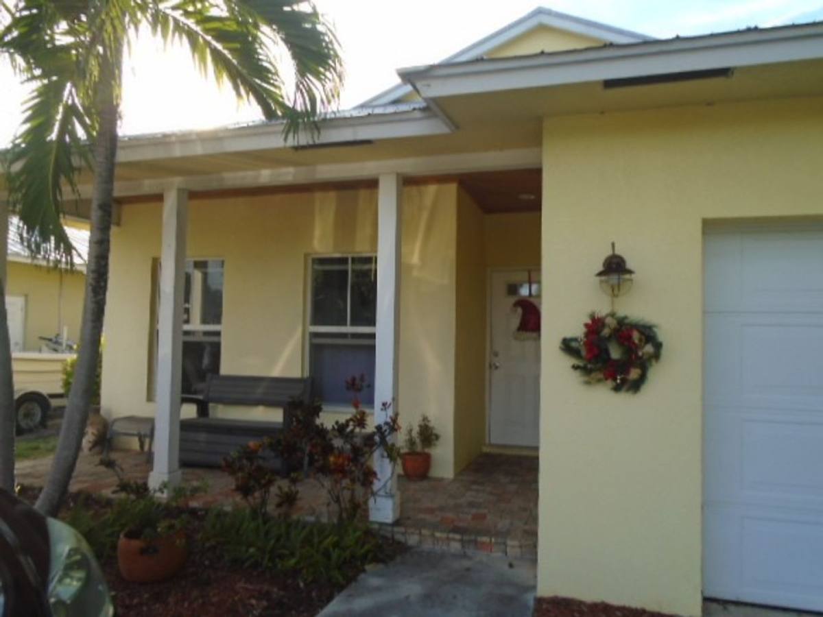 310 SE 3rd Ave, Delray Beach, FL 33483