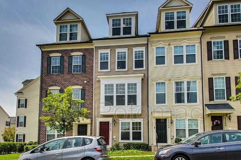 Townhouse for rent at 22502 Tate St #1102, Clarksburg, MD 20871