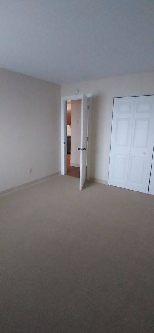 Apartment for rent at The Overlook, 1005 - 1125 Glen Place Dr, Duluth, MN 55806