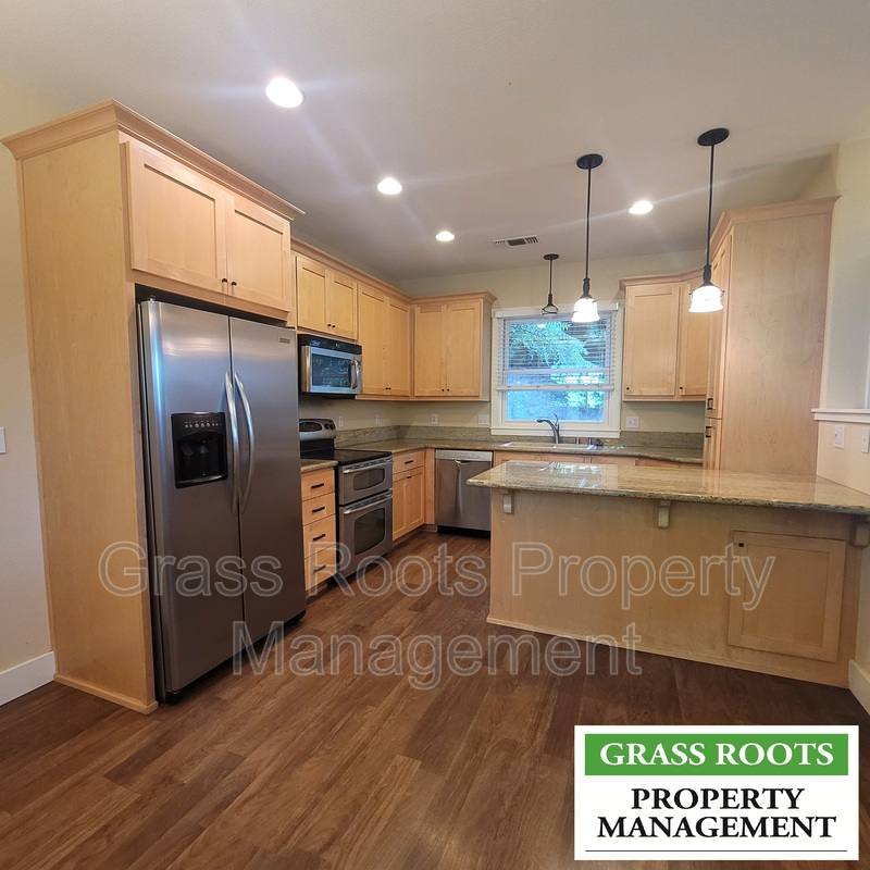 House for rent at 531 N Pine St, Nevada City, CA 95959