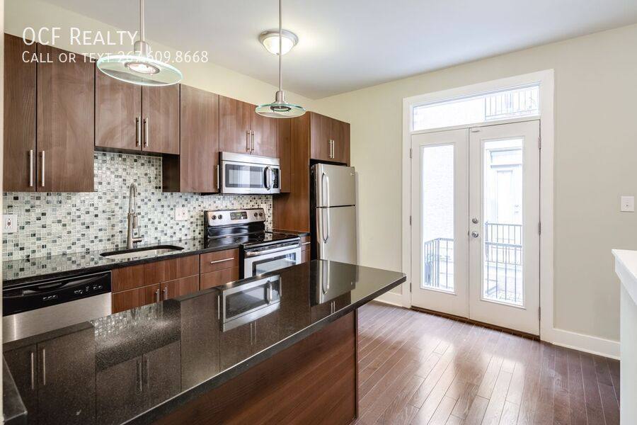Apartment for rent at 2012 W Girard #3A, Philadelphia, PA 19130
