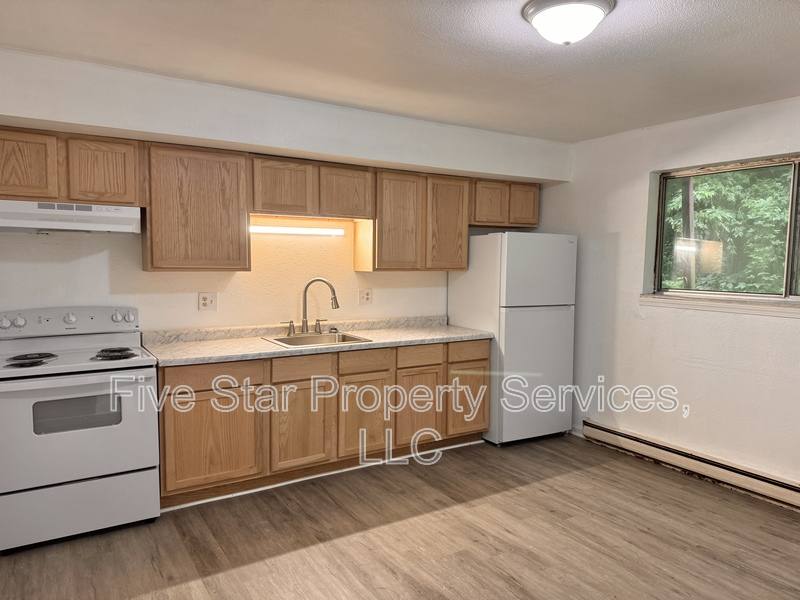 Apartment for rent at 3241 S Douglas Ave Bldg F-21, Springfield, IL 62704