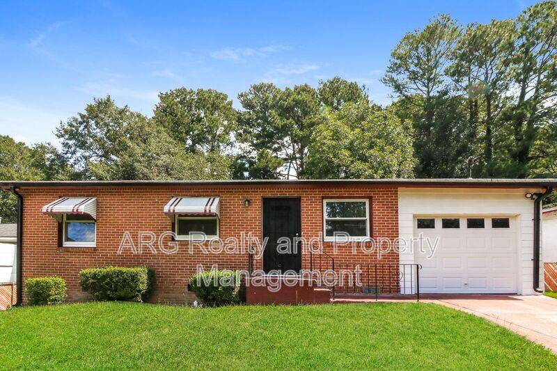 House for rent at 2845 Cardo Dr, Atlanta, GA 30318