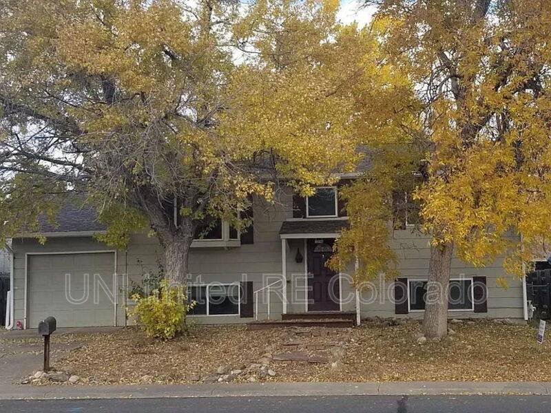 House for rent at 18327 W 58th Dr, Golden, CO 80403