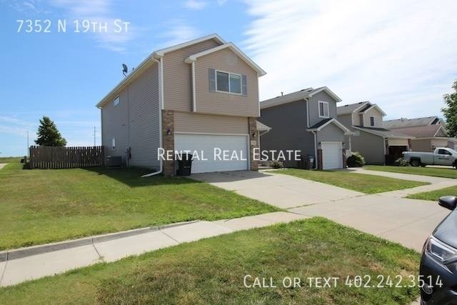 7352 N 19th St, Lincoln, NE 68521