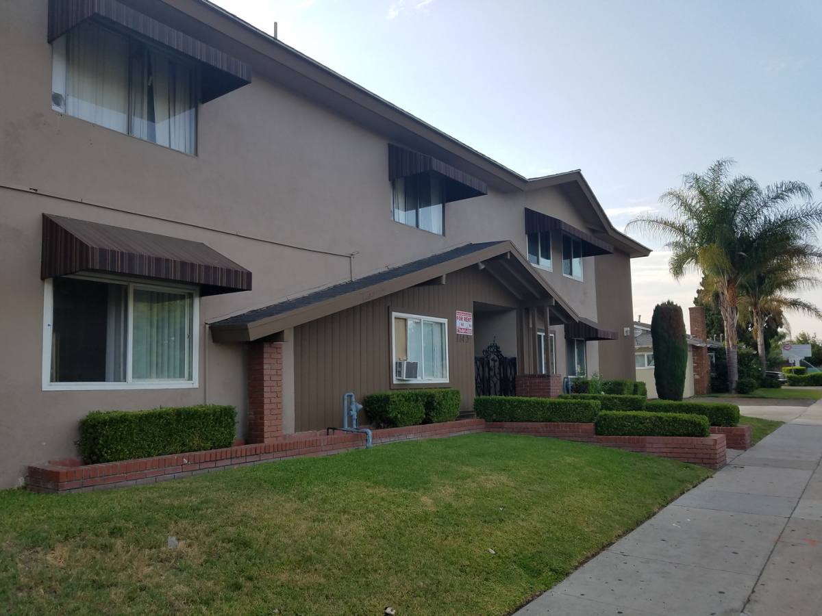Apartment for rent at 1145 N W St, Anaheim, CA 92801