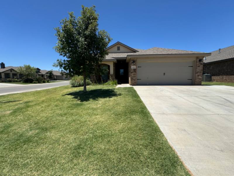 House for rent at 10120 Valencia Ave, Lubbock, TX 79424