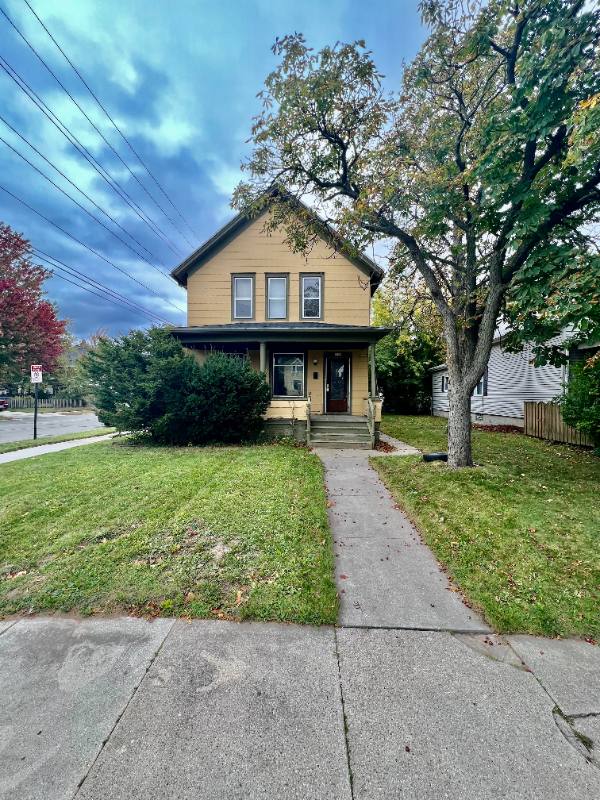 Apartment for rent at 2129 N 8th St, Sheboygan, WI 53081
