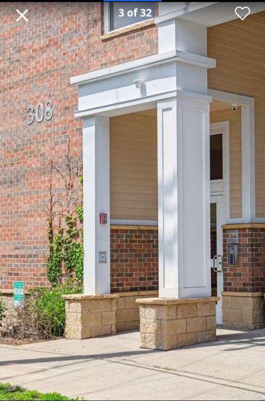 Condo for rent at 308 E 18th St #101, Minneapolis, MN 55404