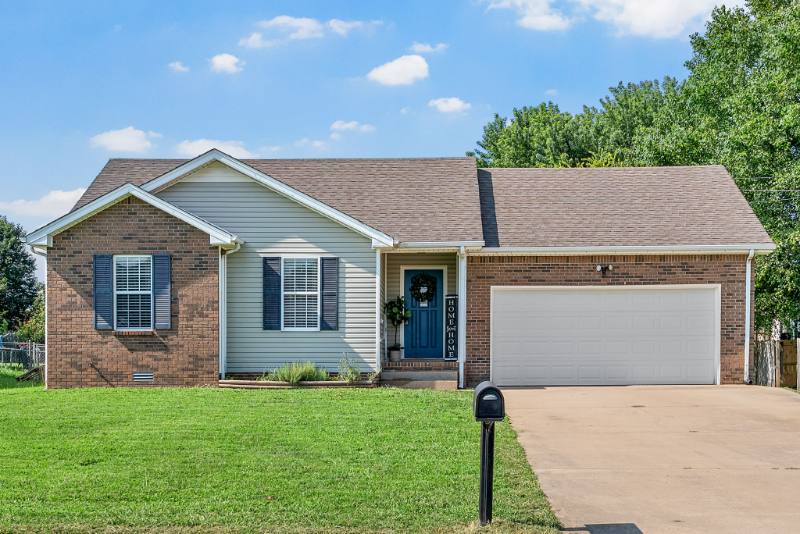 House for rent at 2413 Egret Dr, Clarksville, TN 37042