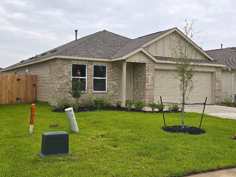 House for rent at 10268 Prairie Dunes Lane, Cleveland, TX 77327