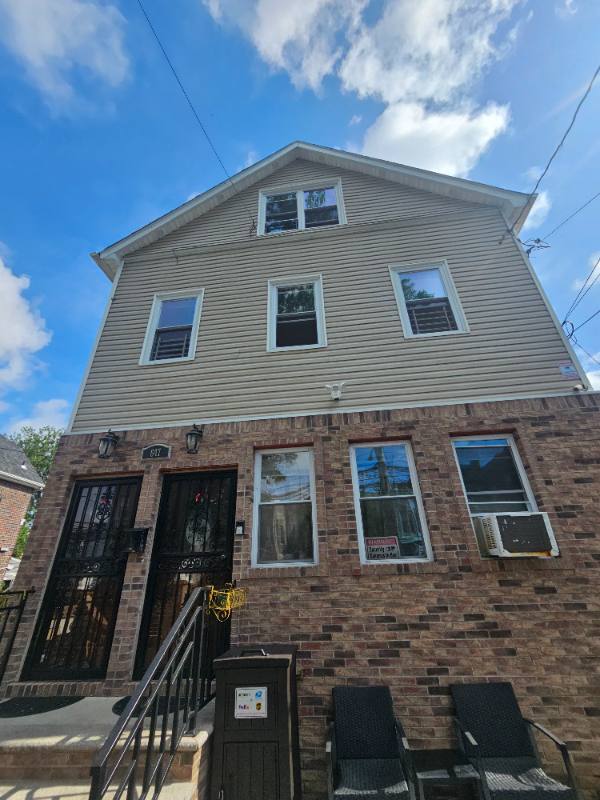 Apartment for rent at 649 E 219th St #2, Bronx, NY 10467