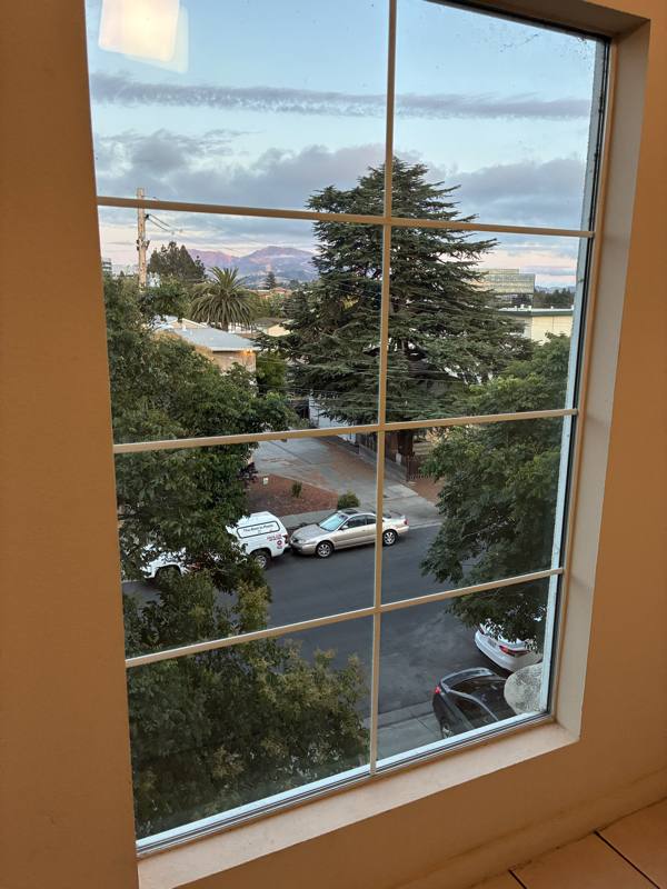 Apartment for rent at 2175 California St #402, Concord, CA 94520